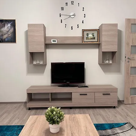 Alberta Apartmán *
